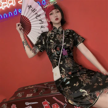 Cheongsam Īsām Piedurknēm Ziedu Atpūtas Rakstu Elegants Ķīniešu Tradicionālā Kleita Meitene Slim, Sexy Apģērbu Tang Atbilstu Mūsdienu Qipao