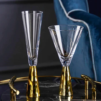 Sarkanā vīna glāzes šampanieša kauss pnompeņas garš vīna glāzi modelis room club banketa galda vīna kauss glāzes ar kājiņu kokteili stikla LB40610