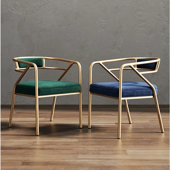 Ērti Gaida, Ēdamistabas Krēsli Dizaineru Skaitītājs Friziera Krēsls Daybed Atpūtas Muebles De Cocina Modernās Guļamistabas Krēsla