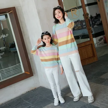 Māmiņa un Man Svītrains Džemperis Ģimenes Saskaņojot Tērpiem Virsdrēbes Ikdienas Džemperis Rainbow Rudens Ziemas Meiteņu Kids Modes Apģērbi