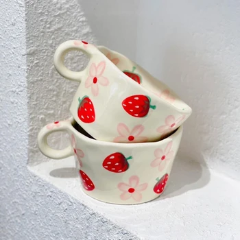 Ins Roku Apgleznoti Zemeņu Krūze Puses-šķipsnu Keramikas Sakura Kausa Cute Maz Ziedu Espresso Kafijas Tases Piena Dāvana Bērniem Meitenēm